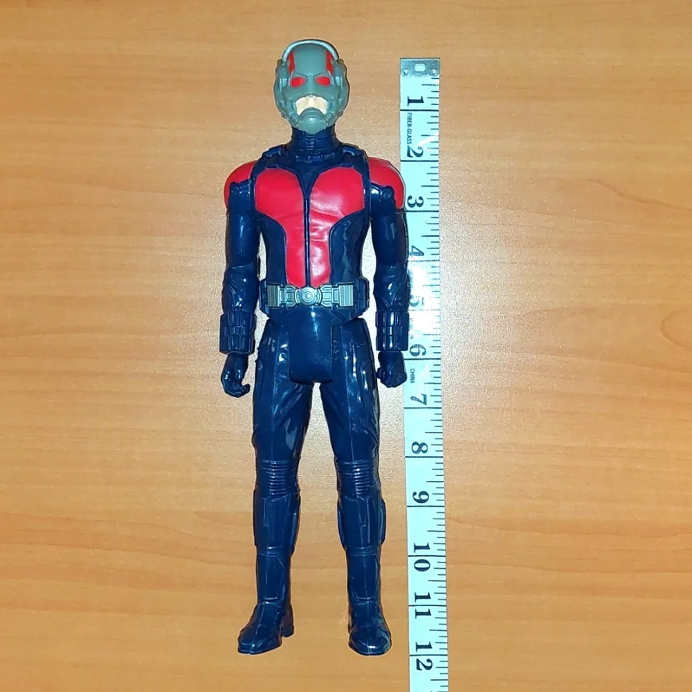 Hasbro marvel Titan hero series Ant-Man 12-in action figure. Great condition! - Picture 10 of 10